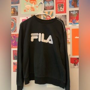 FILA womens size L crew neck